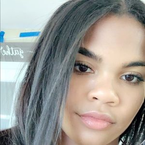 Meet your Posher, Sydni